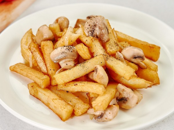 Картофель жареный с грибами Картофель жареный с грибами